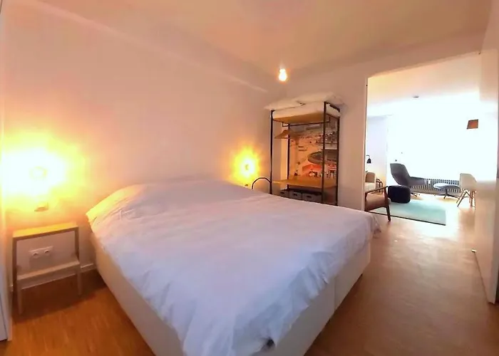 Bright And Stylish Apartment Next To The Sea!